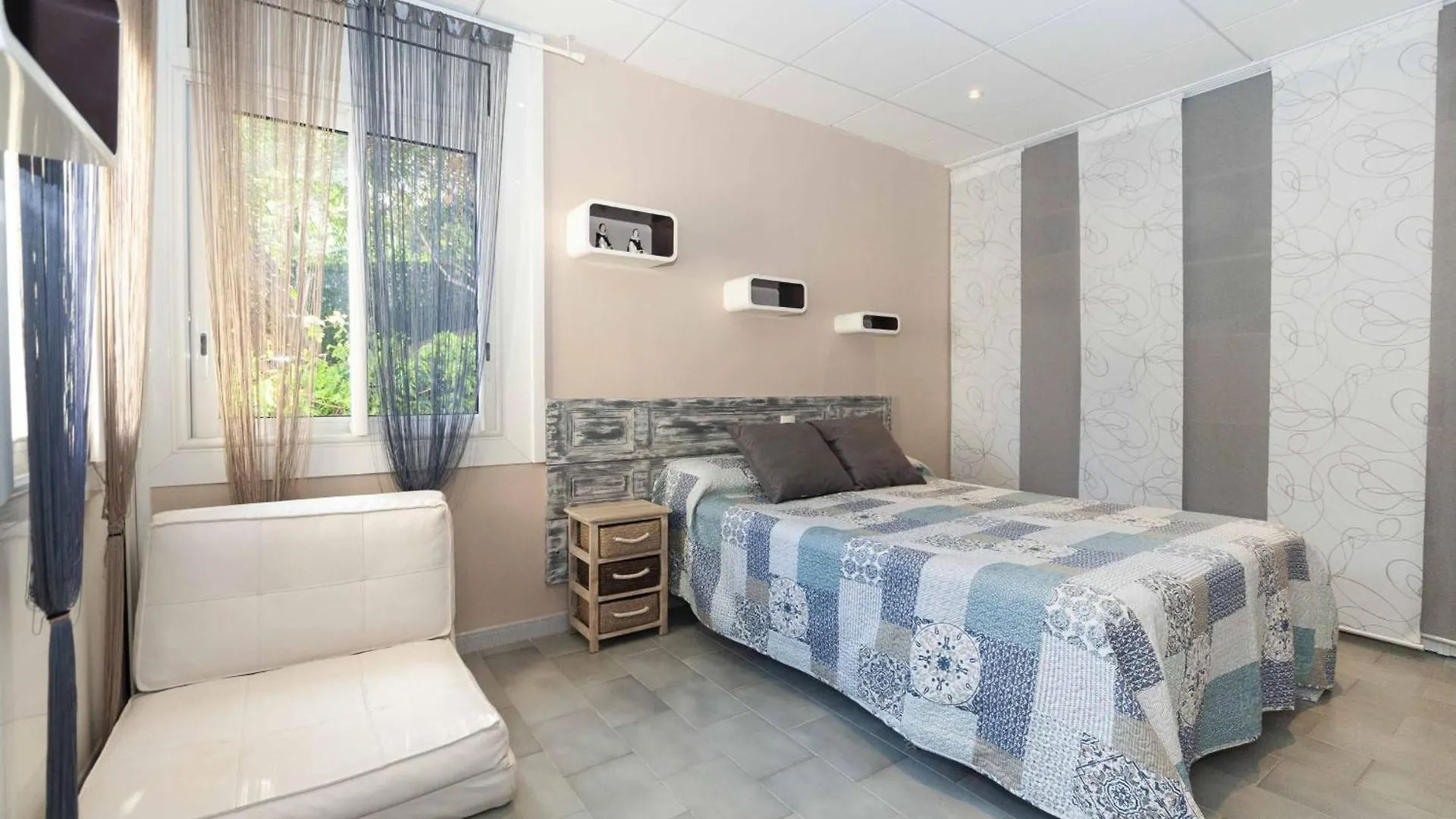 1233 Vila Neus Con Piscina - Apivend Immo Roses Apartment